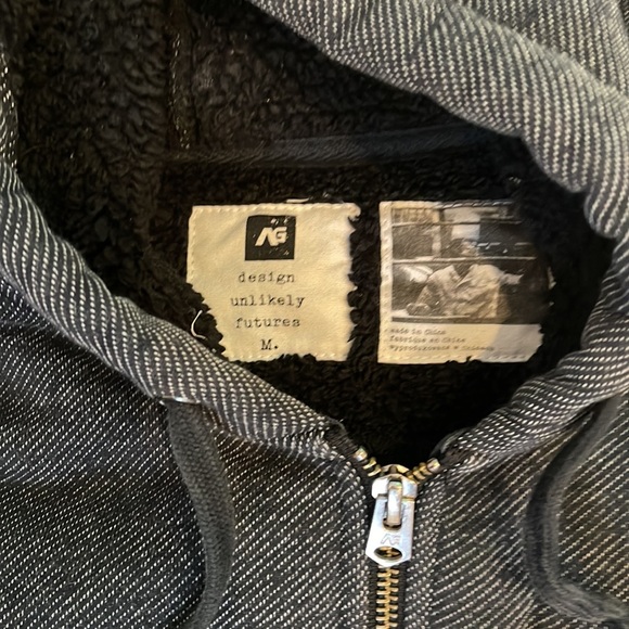 Guys hooded jacket - Picture 2 of 3